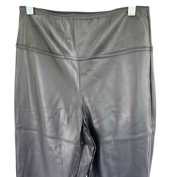 We Wore What Women's Black Buttery Vegan Leather Stirrup Leggings Size Small - Picture 3 of 6